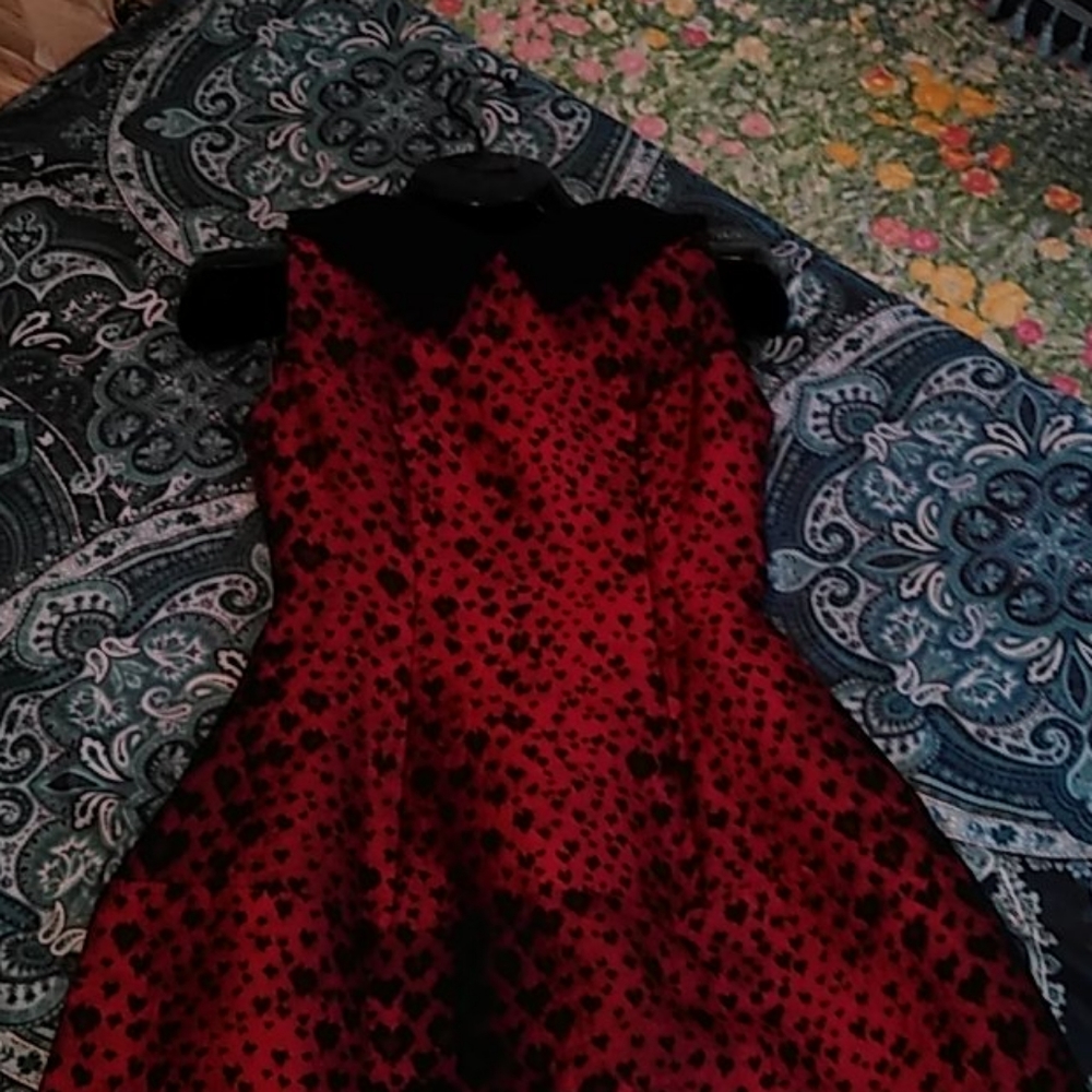 Mulan red and black dress M